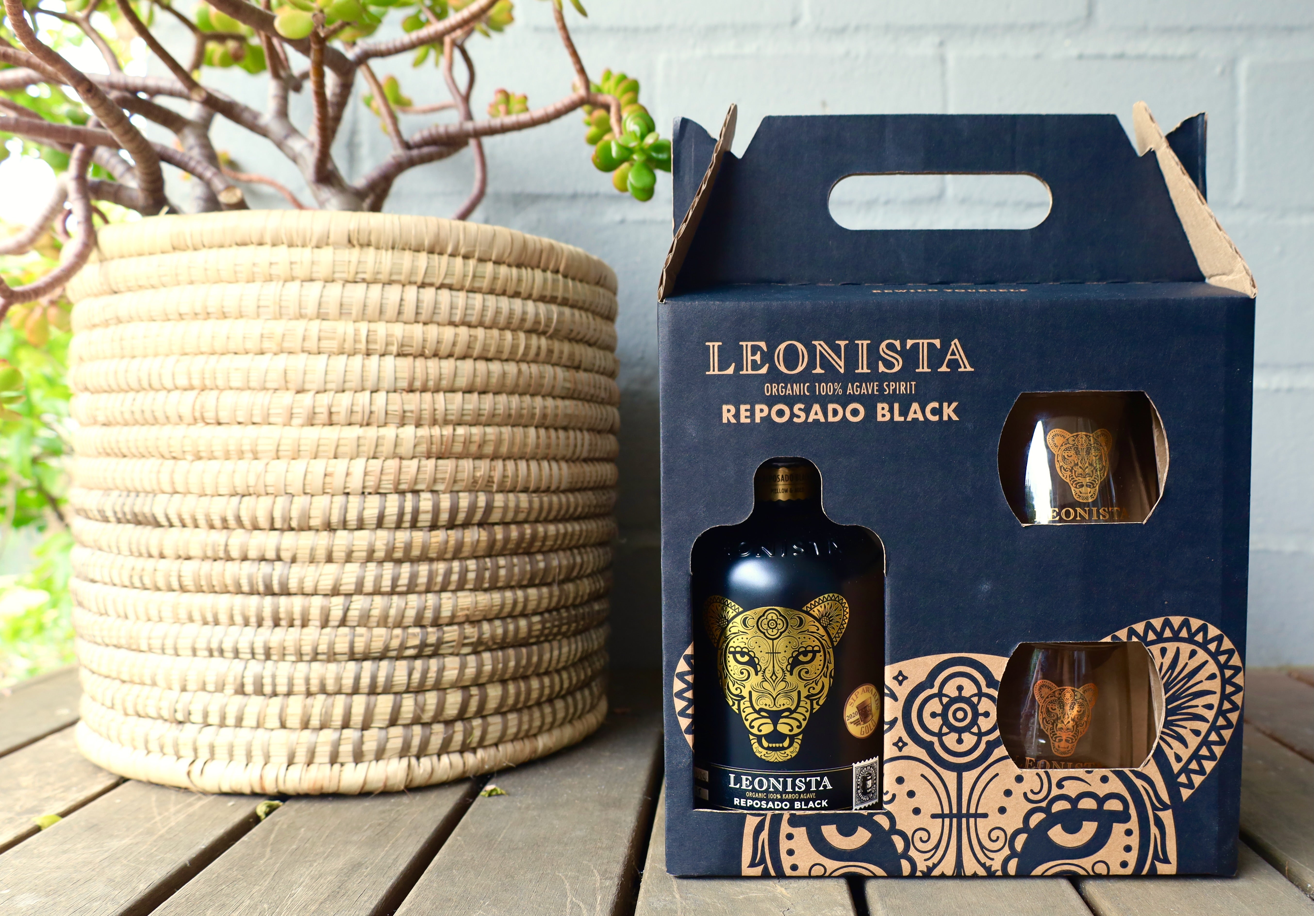 Reposado Black Gift Pack