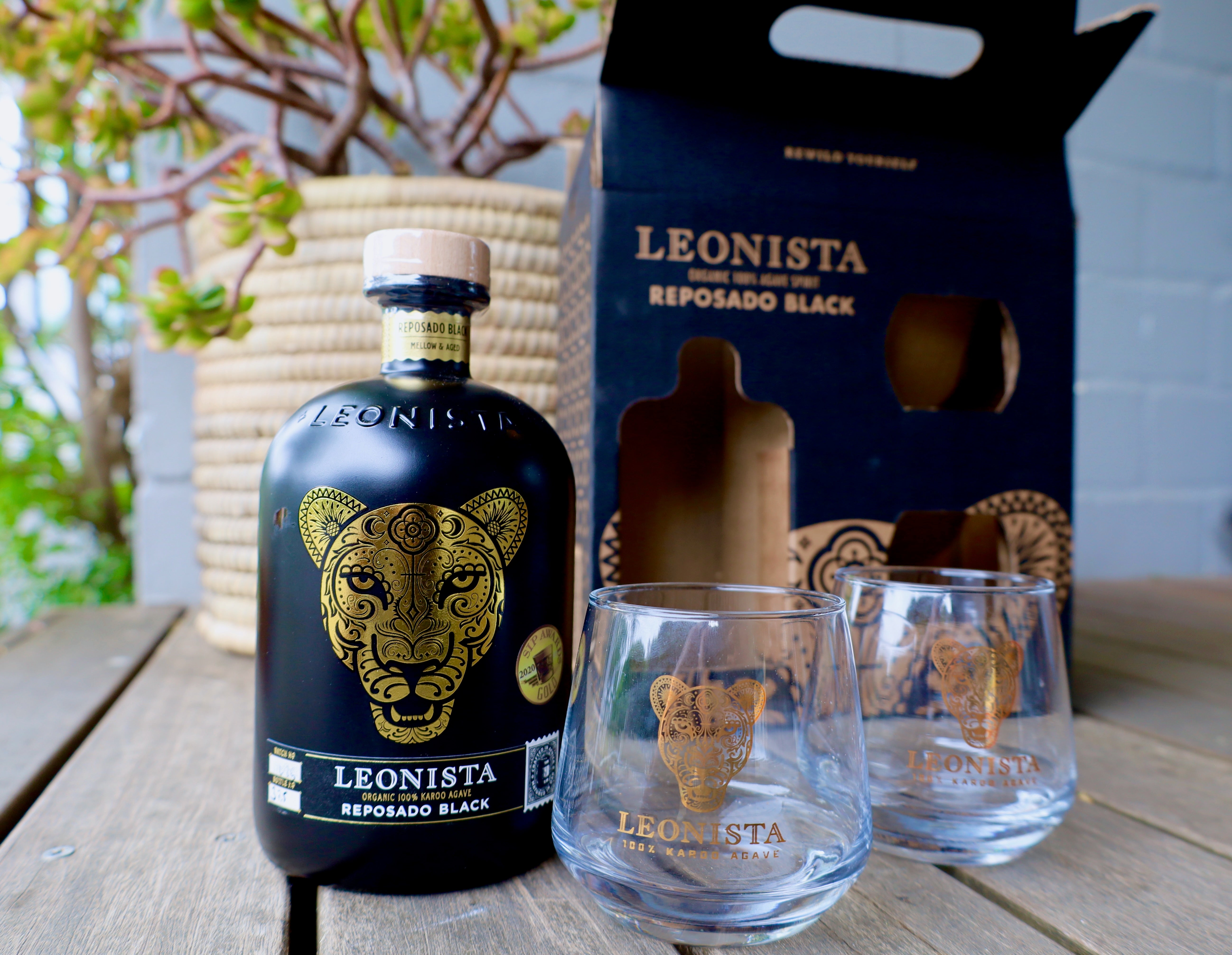 Reposado Black Gift Pack